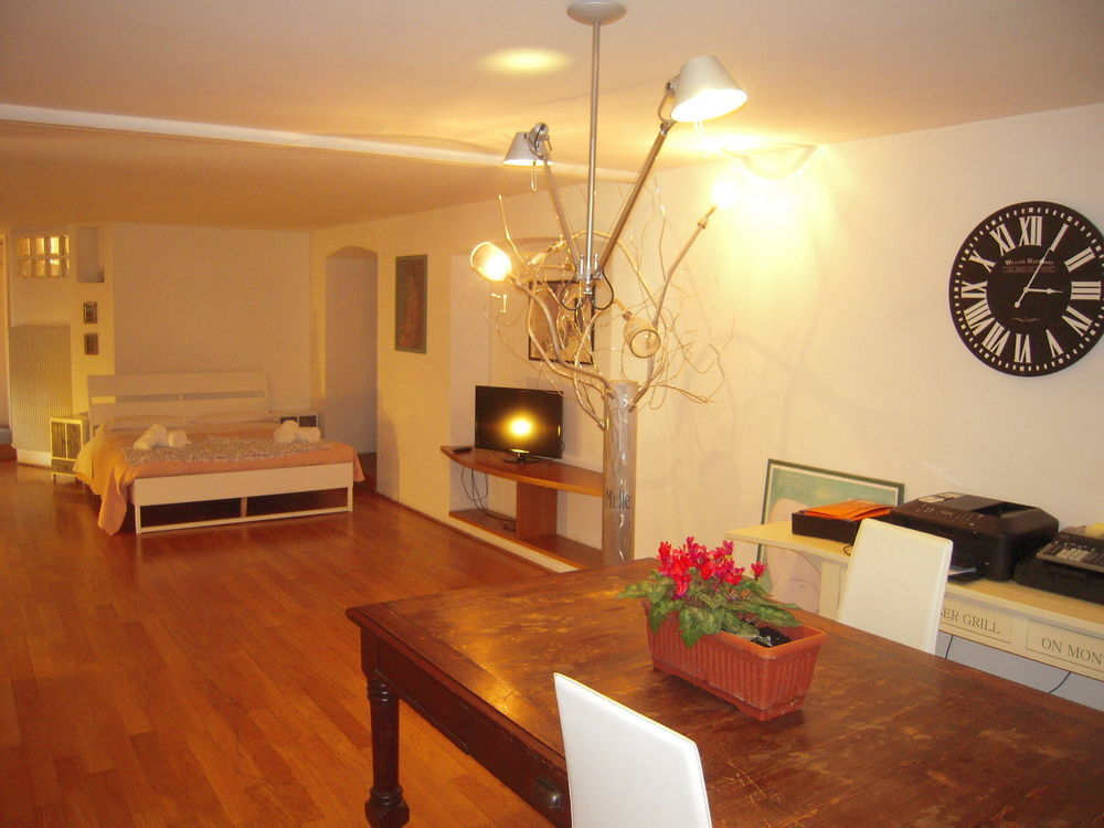 Bed And Breakfast Al Viale Papa Giovanni Bergamo Ngoại thất bức ảnh